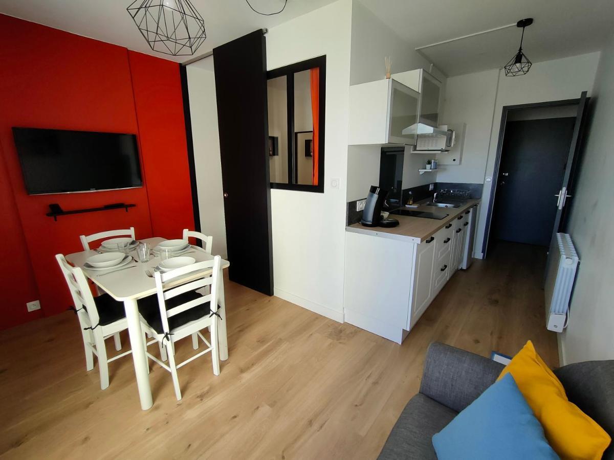 Bel Appartement Au Bord De L'Ocean Saint-Jean-de-Monts Exterior photo